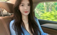 苍井空手机壁纸